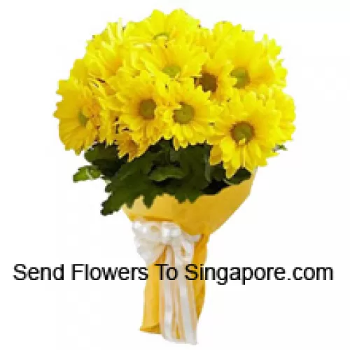 Un beau bouquet de 18 Gerberas jaunes avec des garnitures de saison